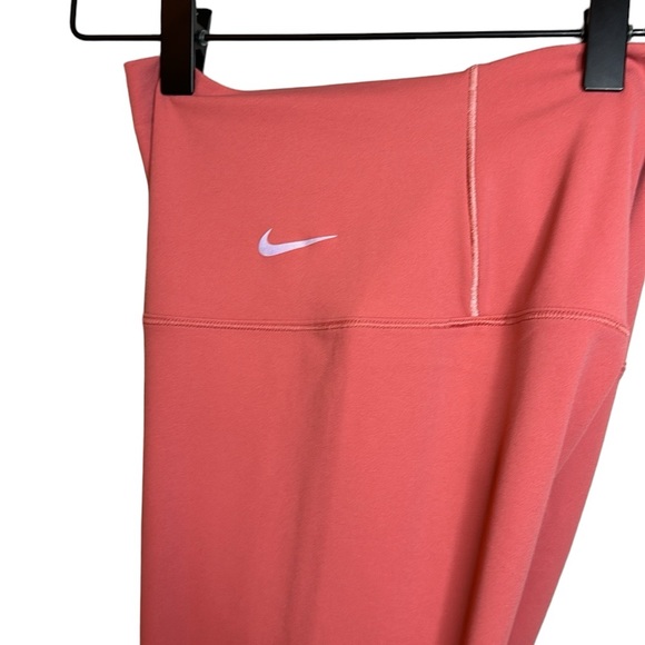 Nike Yoga Leggings - Picture 11 of 13